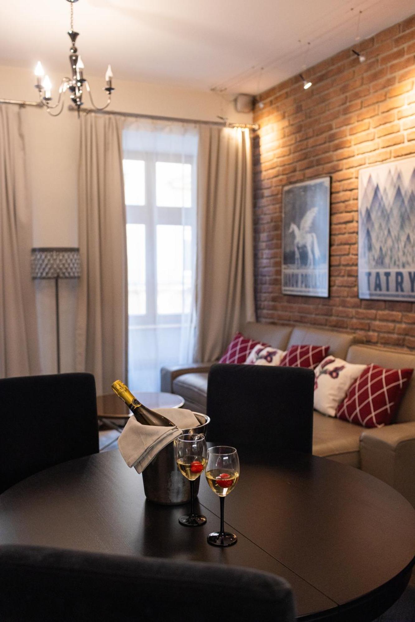 Lux Apartmenty - Old City Krasków Eksteriør bilde