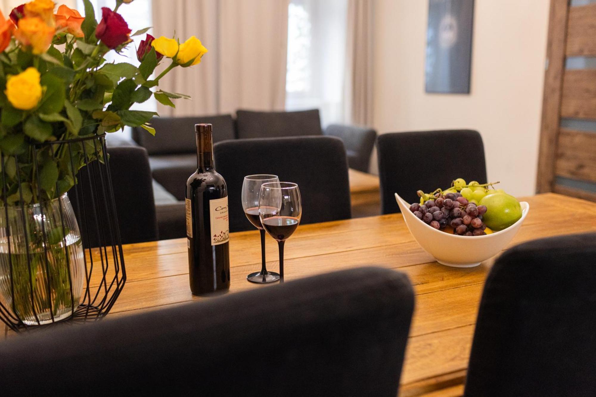 Lux Apartmenty - Old City Krasków Eksteriør bilde